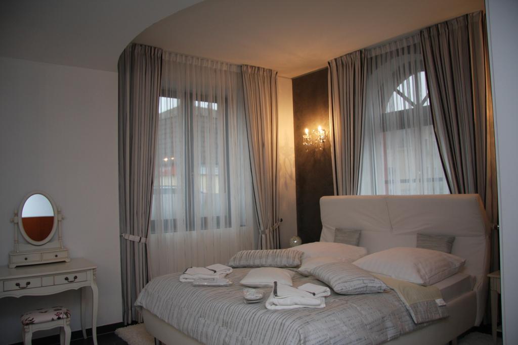 Hotel Da Gianni Gmbh Oranienburg Habitación foto